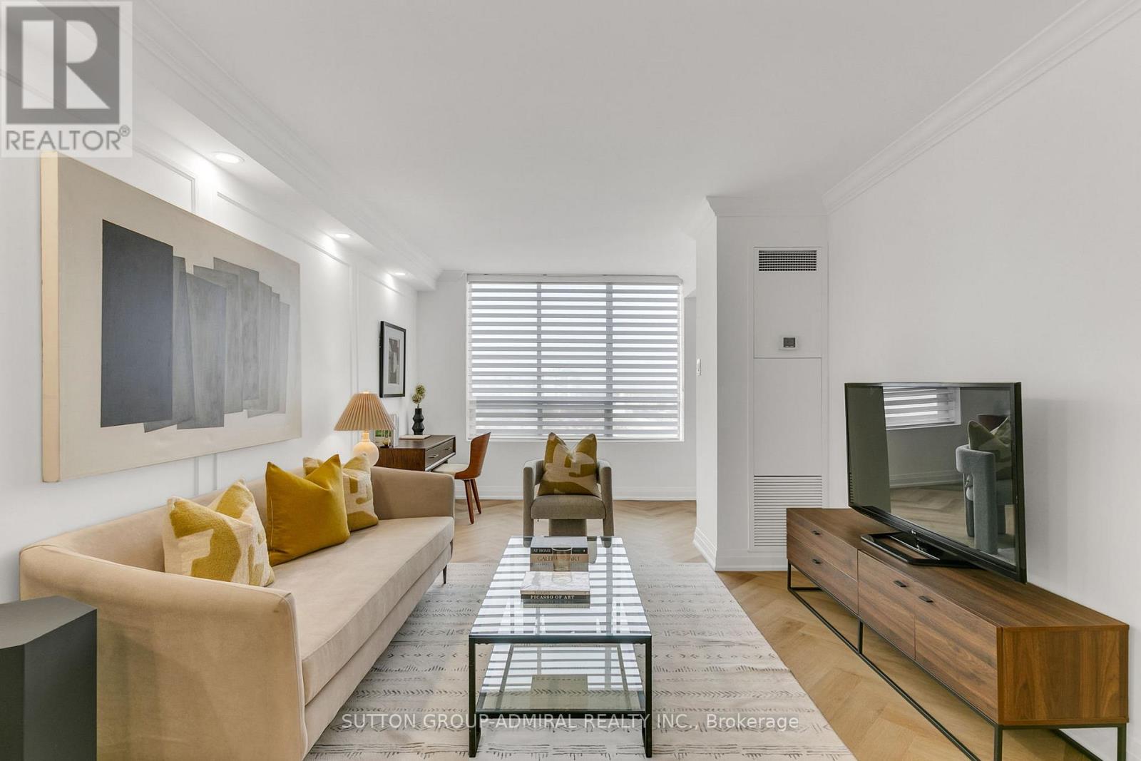 Photo 13 of 908 7601 Bathurst Street, Vaughan ON