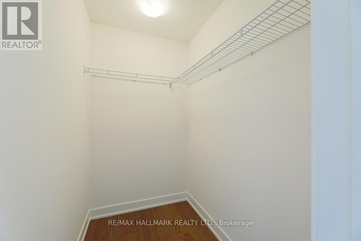 Photo 5 of 43 Shipley Avenue, Collingwood ON