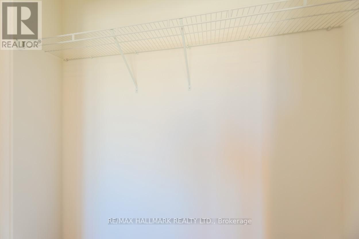 Photo 16 of 43 Shipley Avenue, Collingwood ON