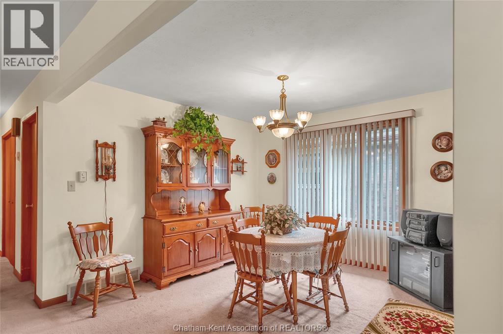 Photo 29 of 36 Bridle Path Road, Wallaceburg ON