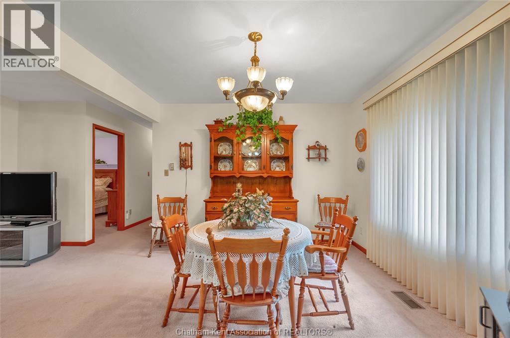 Photo 37 of 36 Bridle Path Road, Wallaceburg ON