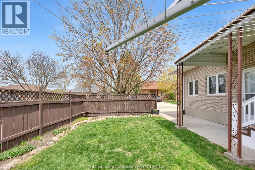 Photo 15 of 36 Bridle Path Road, Wallaceburg ON