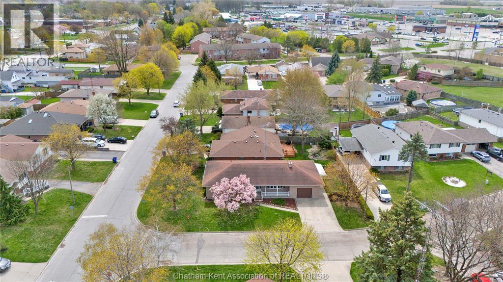 Photo 22 of 36 Bridle Path Road, Wallaceburg ON