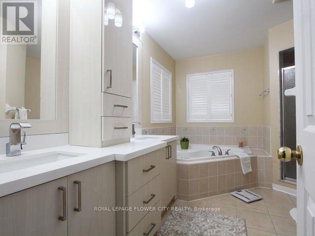 Photo 6 of 9 Maddybeth Crescent, Brampton ON