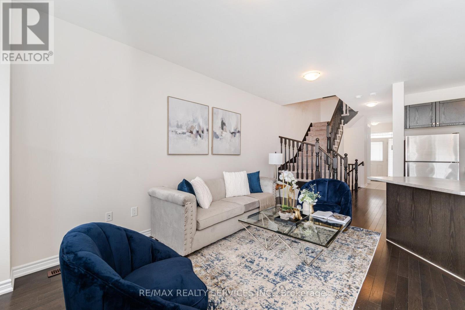 Photo 13 of 21 Cosbury Lane, Caledon ON
