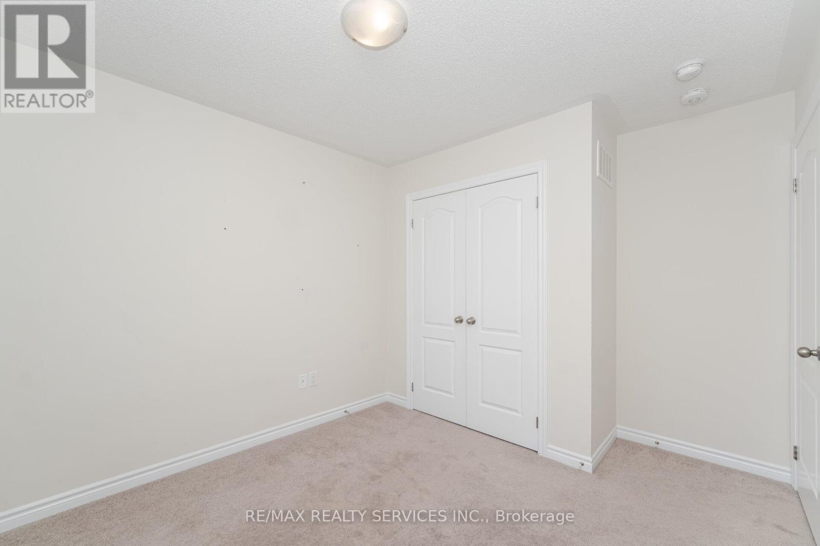 Photo 29 of 21 Cosbury Lane, Caledon ON