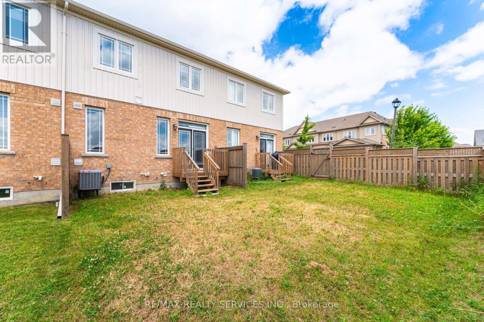 Photo 32 of 21 Cosbury Lane, Caledon ON