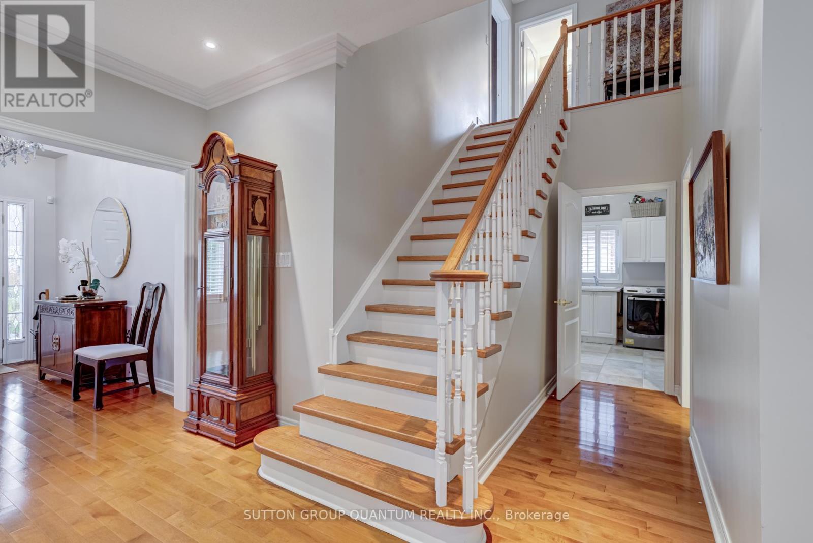 Photo 1 of 2372 Ravine Gate, Oakville ON
