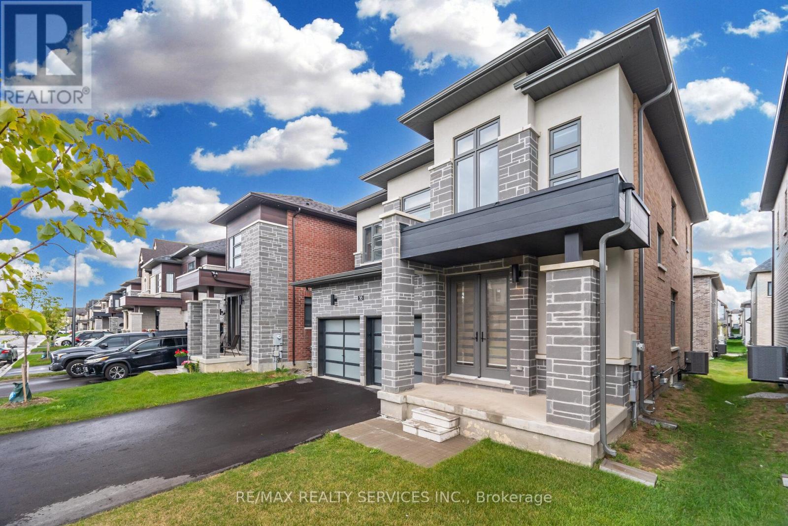 Photo 22 of 36 Michener Drive, Brampton ON