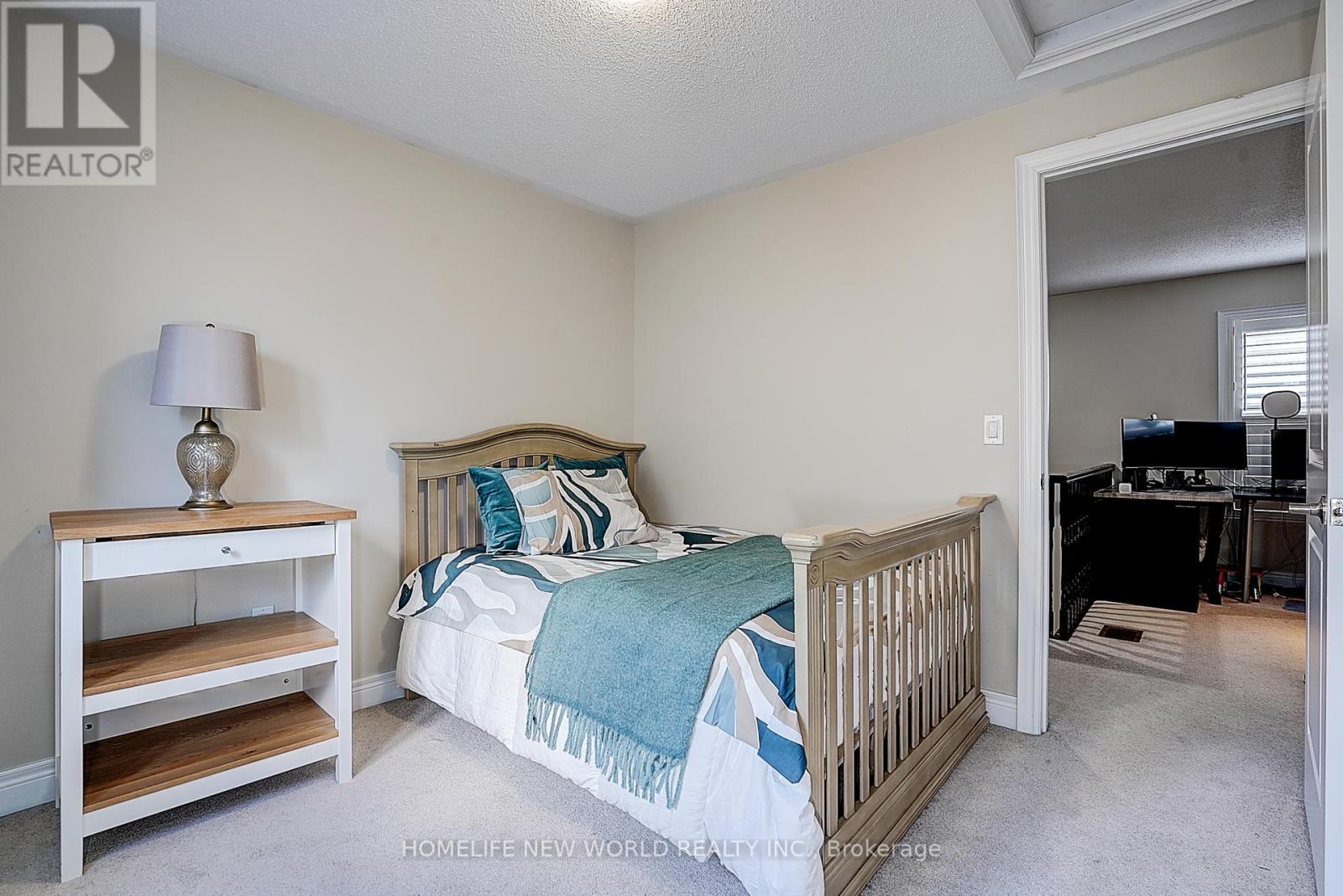 Photo 7 of 253 Cannes Avenue, Vaughan ON