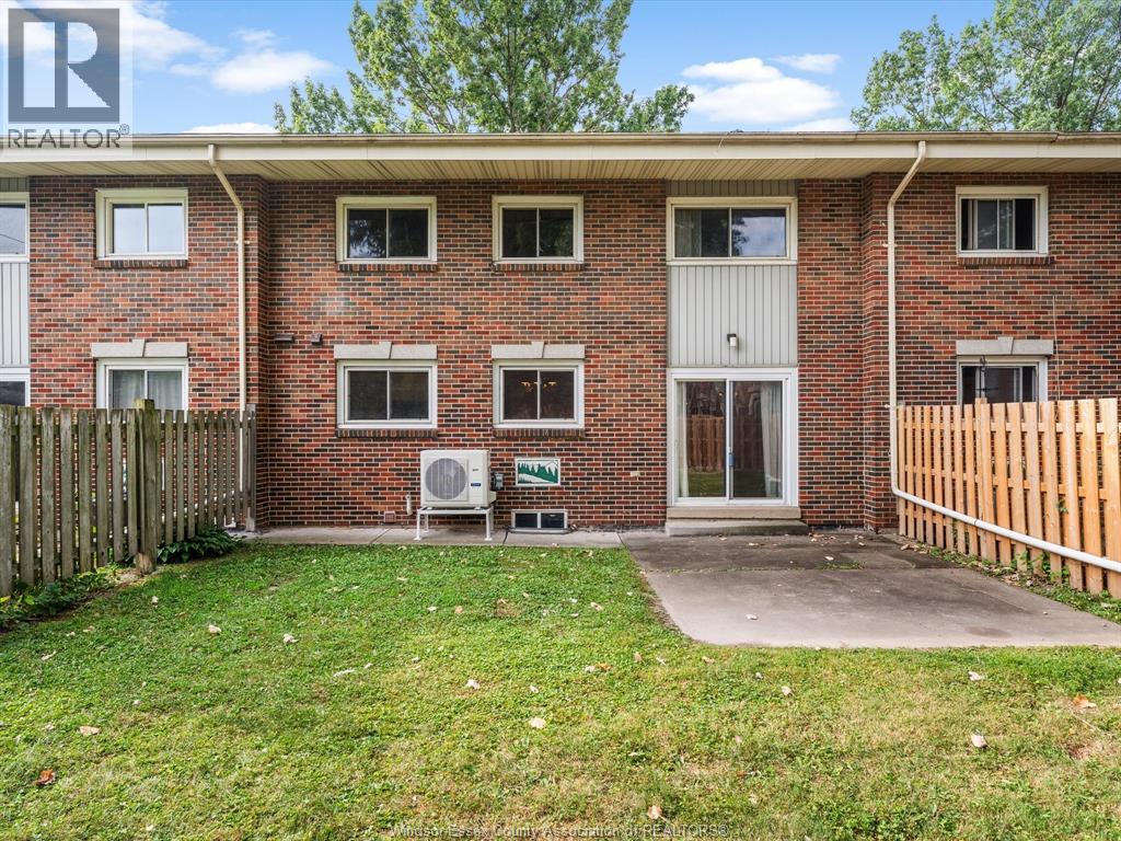 Photo 2 of 1730 Columbia Court Unit 101, Windsor ON