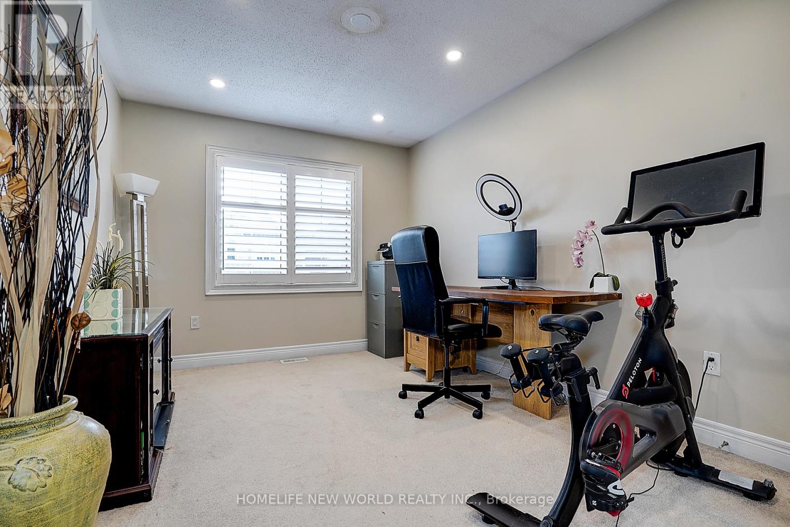 Photo 36 of 253 Cannes Avenue, Vaughan ON