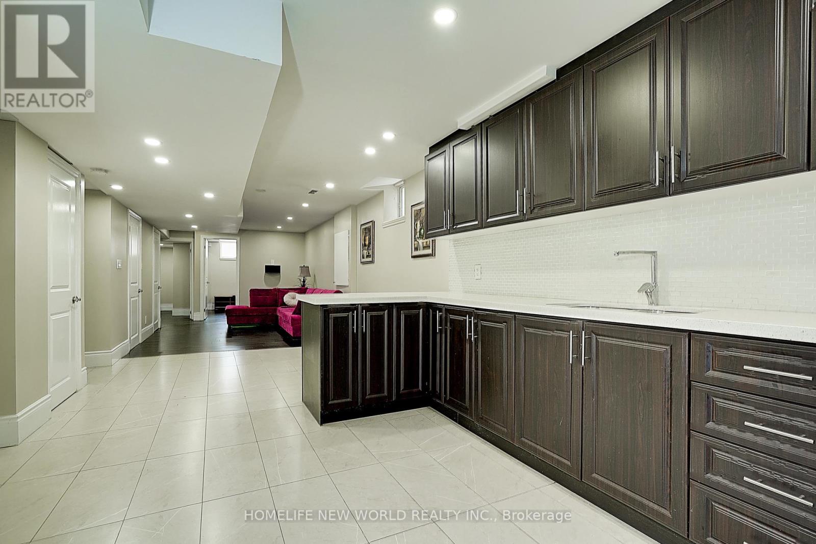Photo 37 of 253 Cannes Avenue, Vaughan ON
