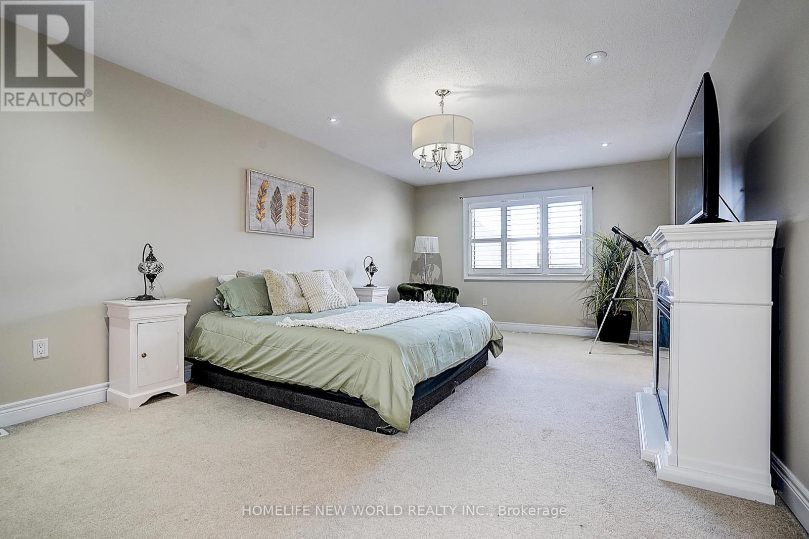 Photo 14 of 253 Cannes Avenue, Vaughan ON