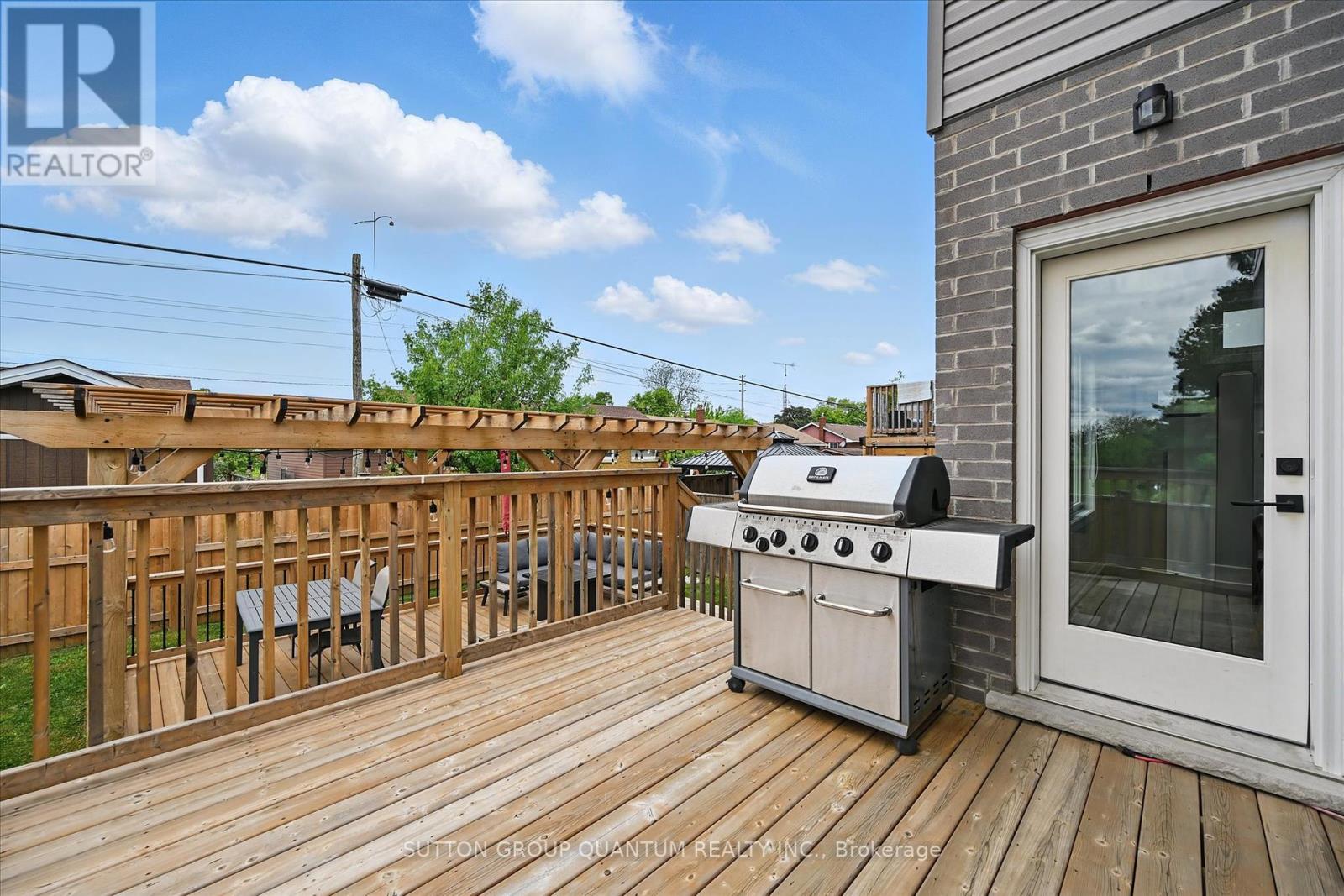 Photo 16 of 63 Berkshire Drive, St Catharines ON