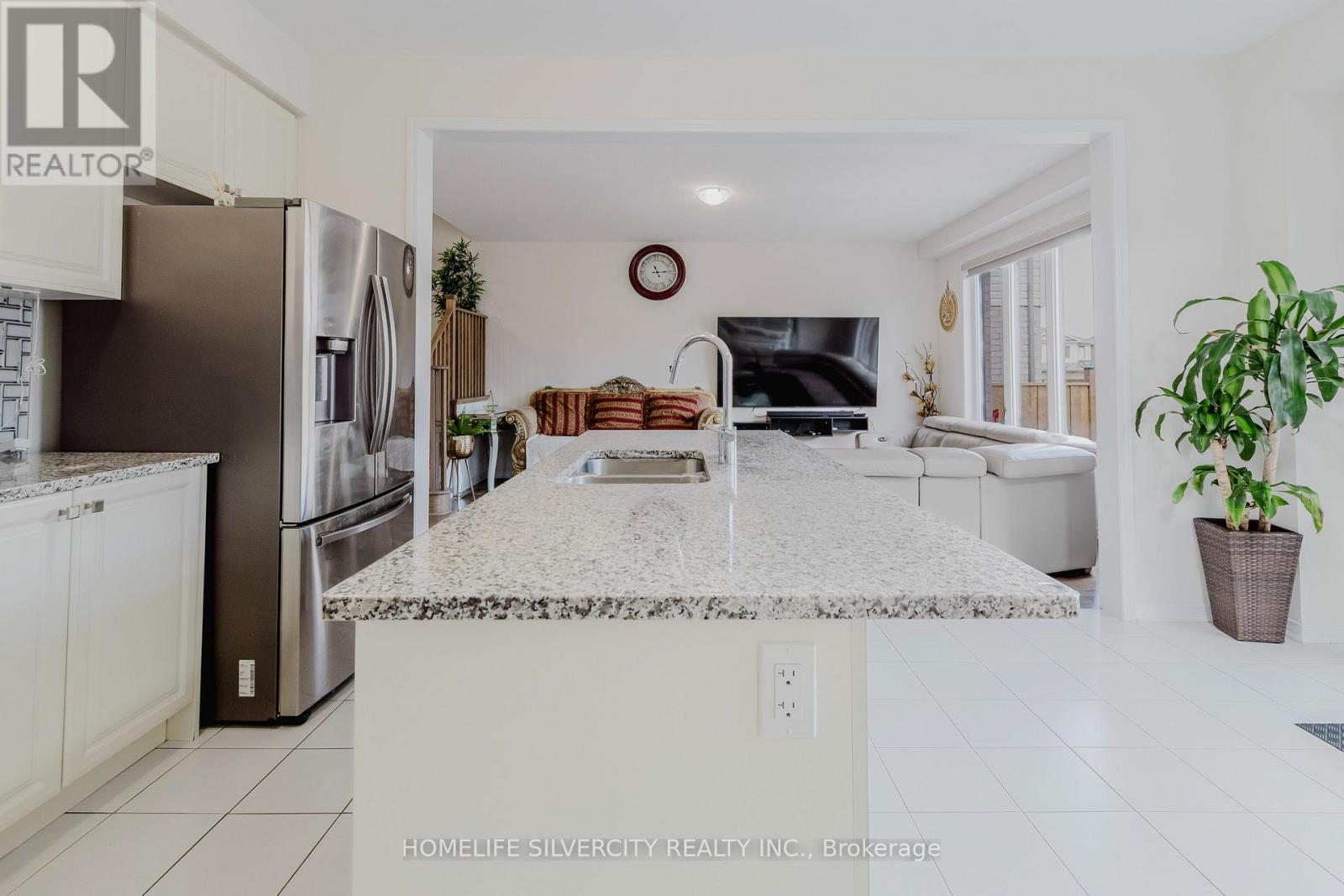 Photo 25 of 256 Bedrock Drive, Hamilton ON