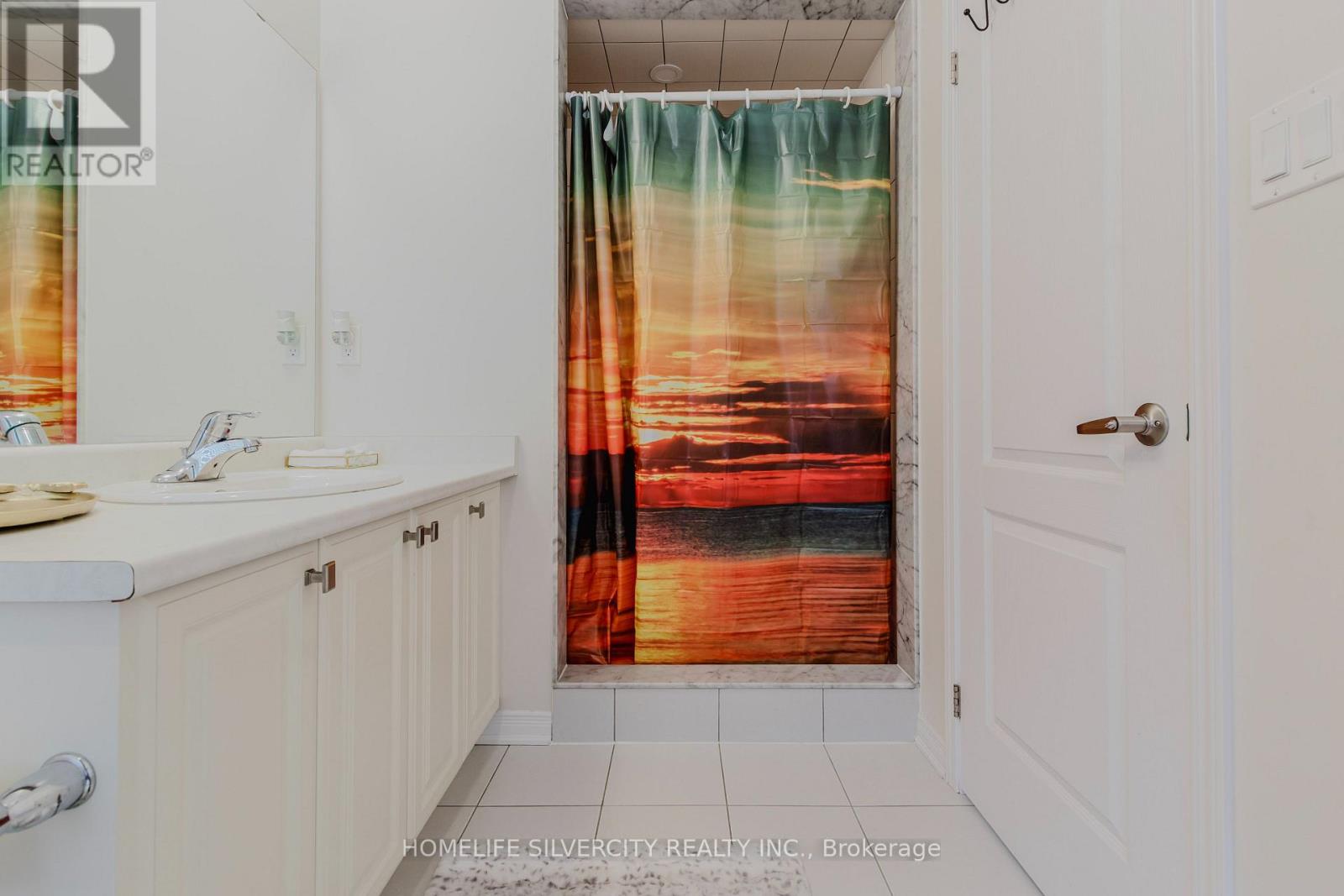 Photo 43 of 256 Bedrock Drive, Hamilton ON