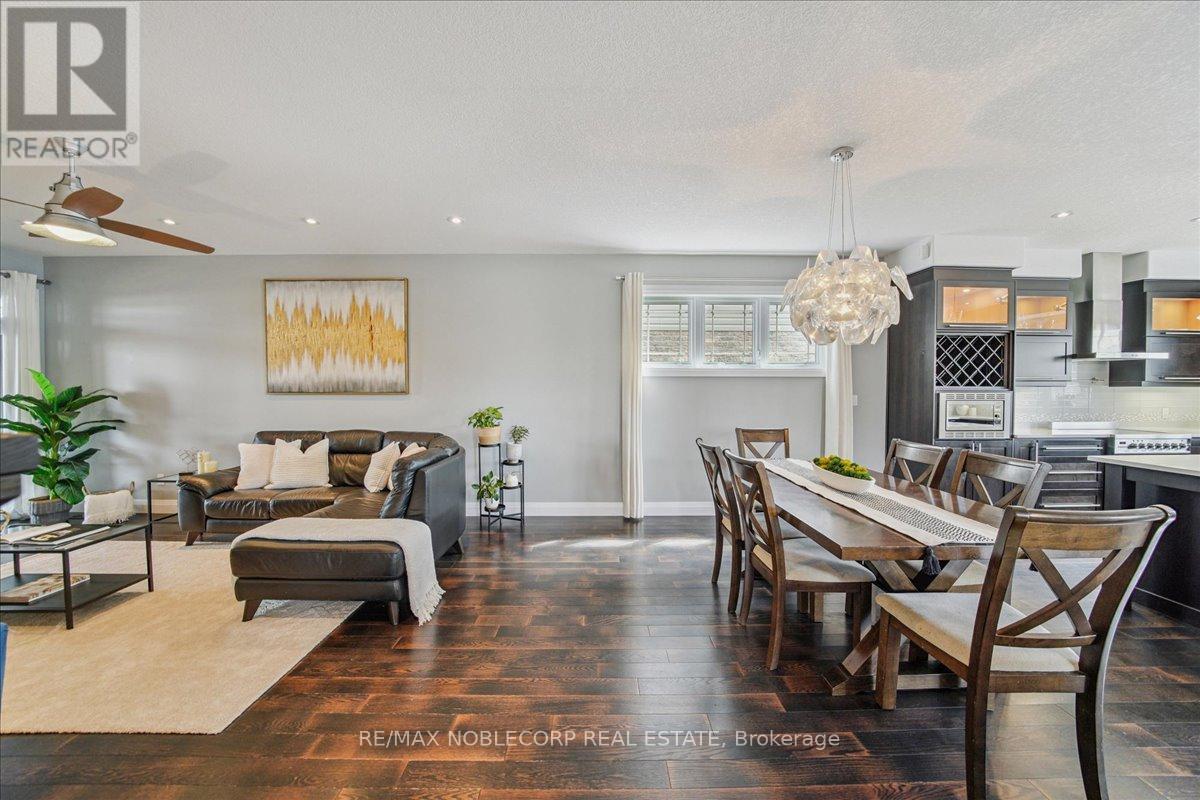 Photo 43 of 232 Maple Bush Drive, Cambridge ON