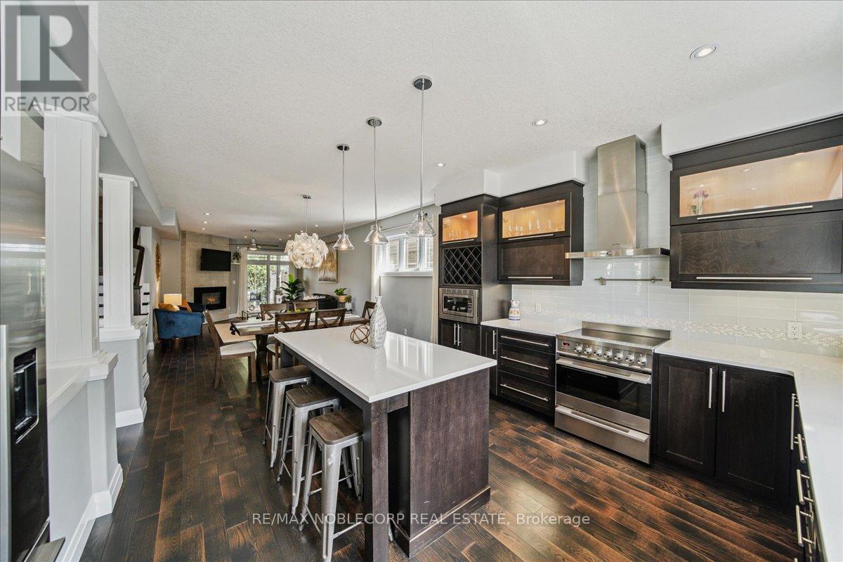 Photo 21 of 232 Maple Bush Drive, Cambridge ON