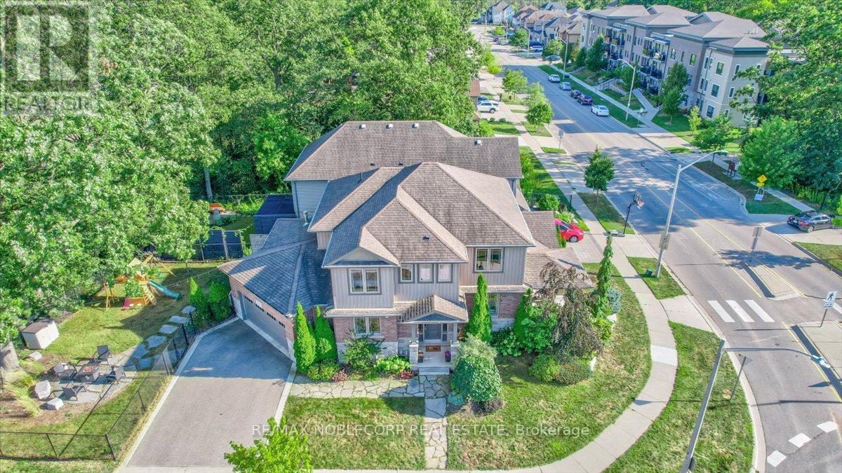 Photo 24 of 232 Maple Bush Drive, Cambridge ON