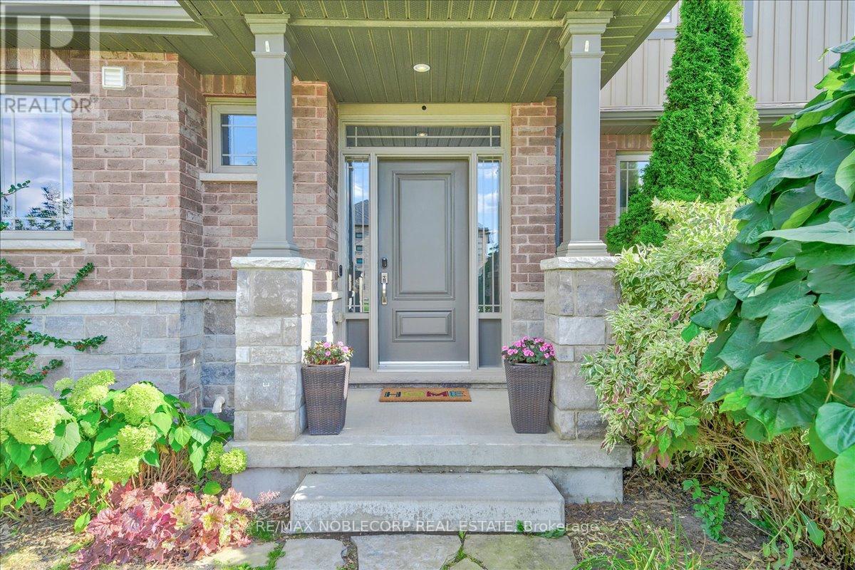 Photo 41 of 232 Maple Bush Drive, Cambridge ON