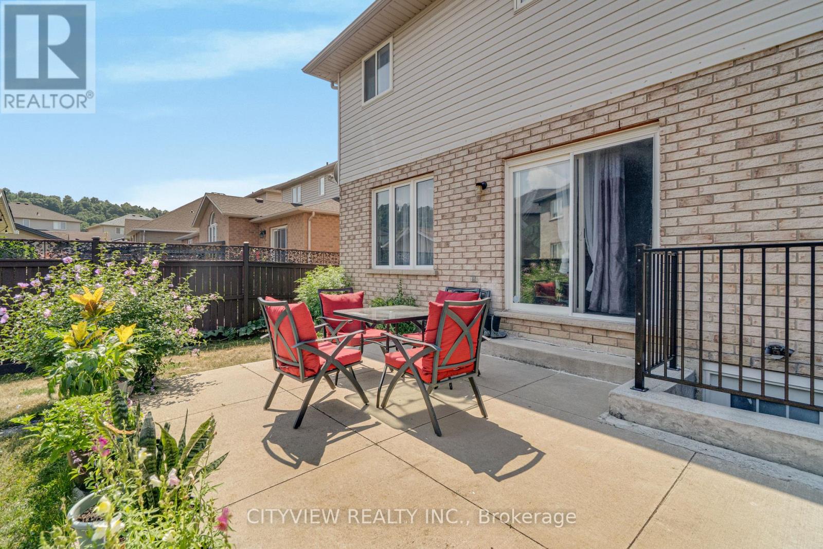 Photo 45 of 48 Nashville Circle, Hamilton ON