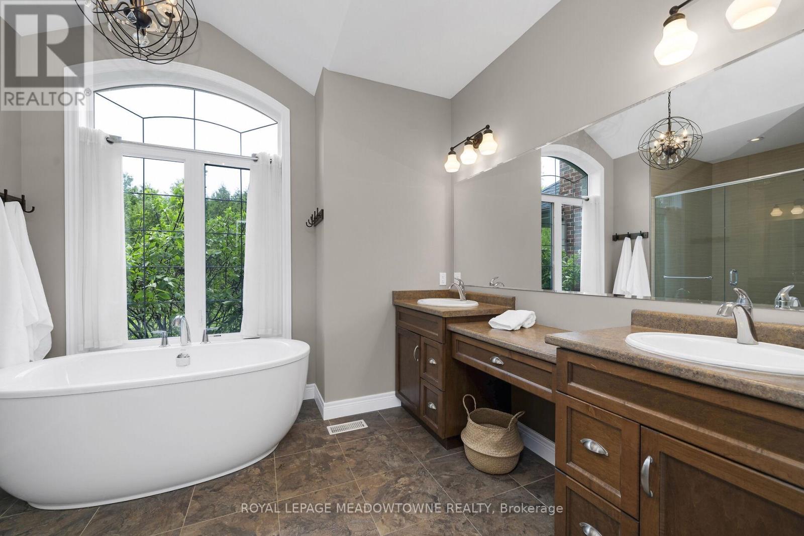 Photo 20 of 7412 Boyce Drive, Puslinch ON