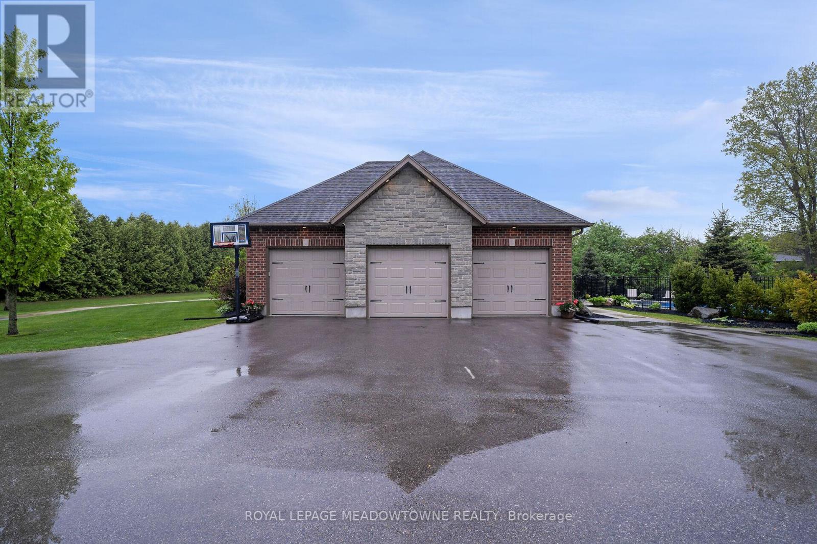 Photo 39 of 7412 Boyce Drive, Puslinch ON