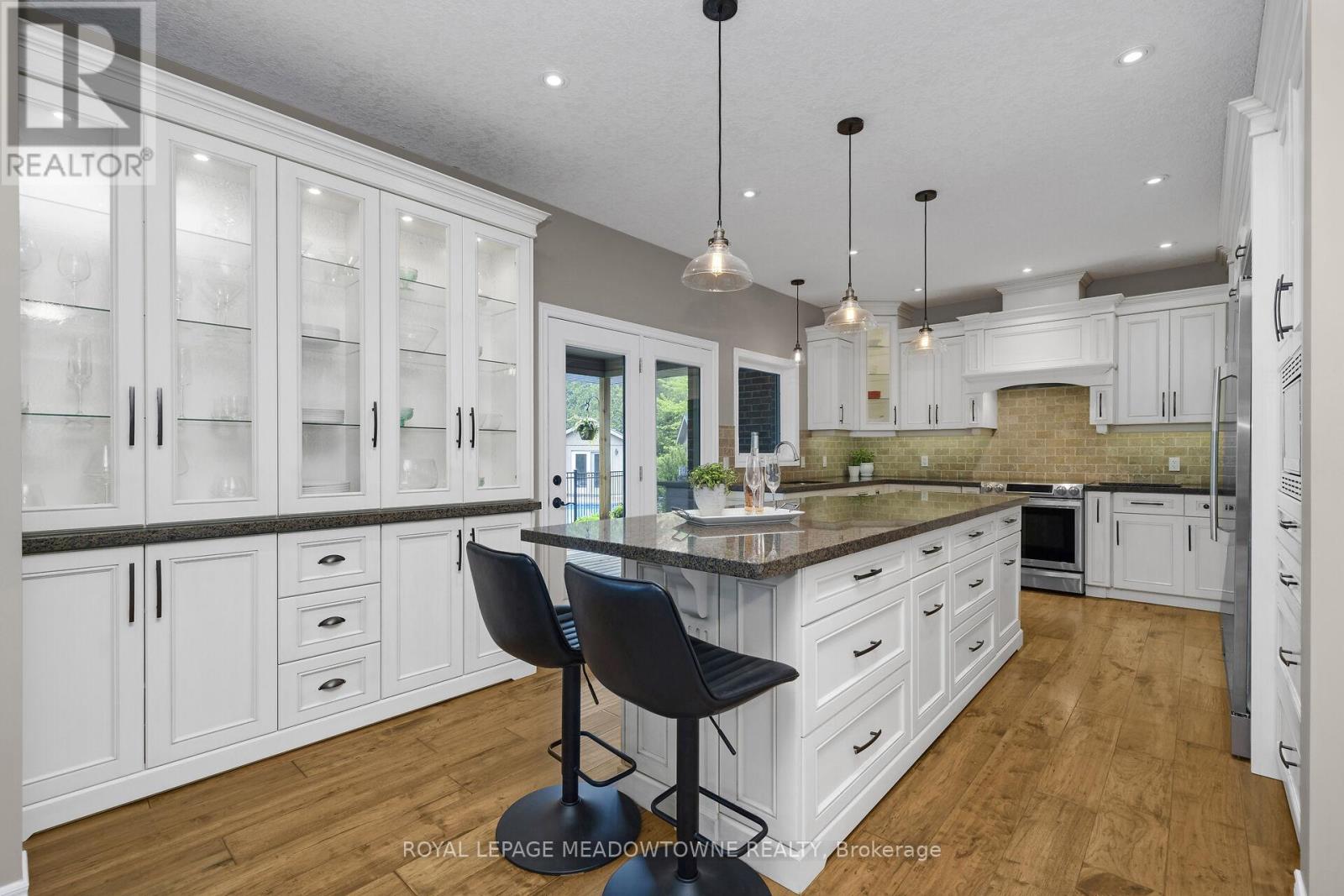 Photo 15 of 7412 Boyce Drive, Puslinch ON