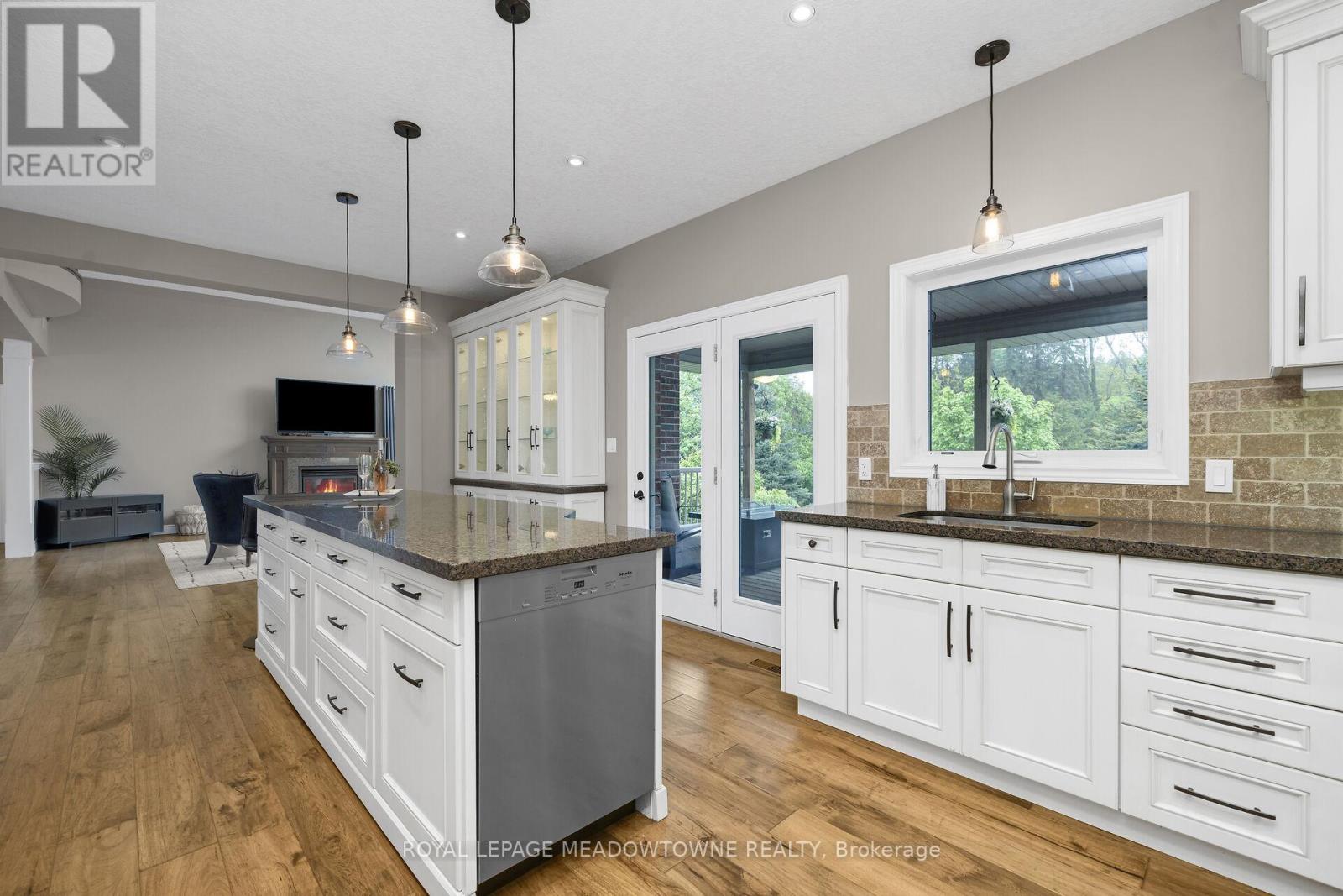 Photo 35 of 7412 Boyce Drive, Puslinch ON