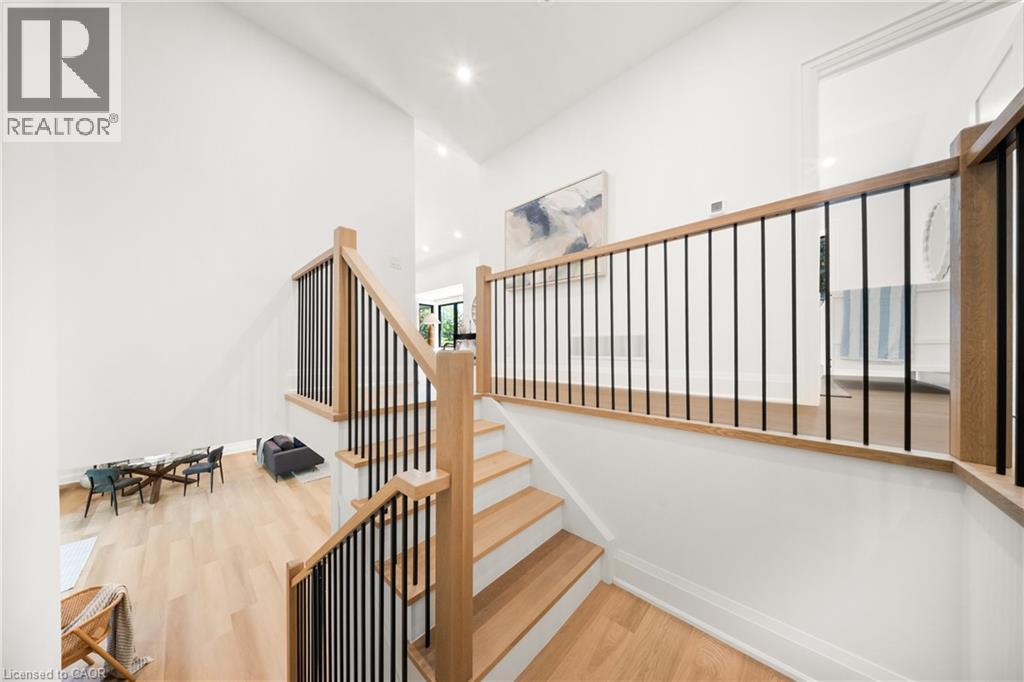 Photo 14 of 201 Trelawn Avenue, Oakville ON