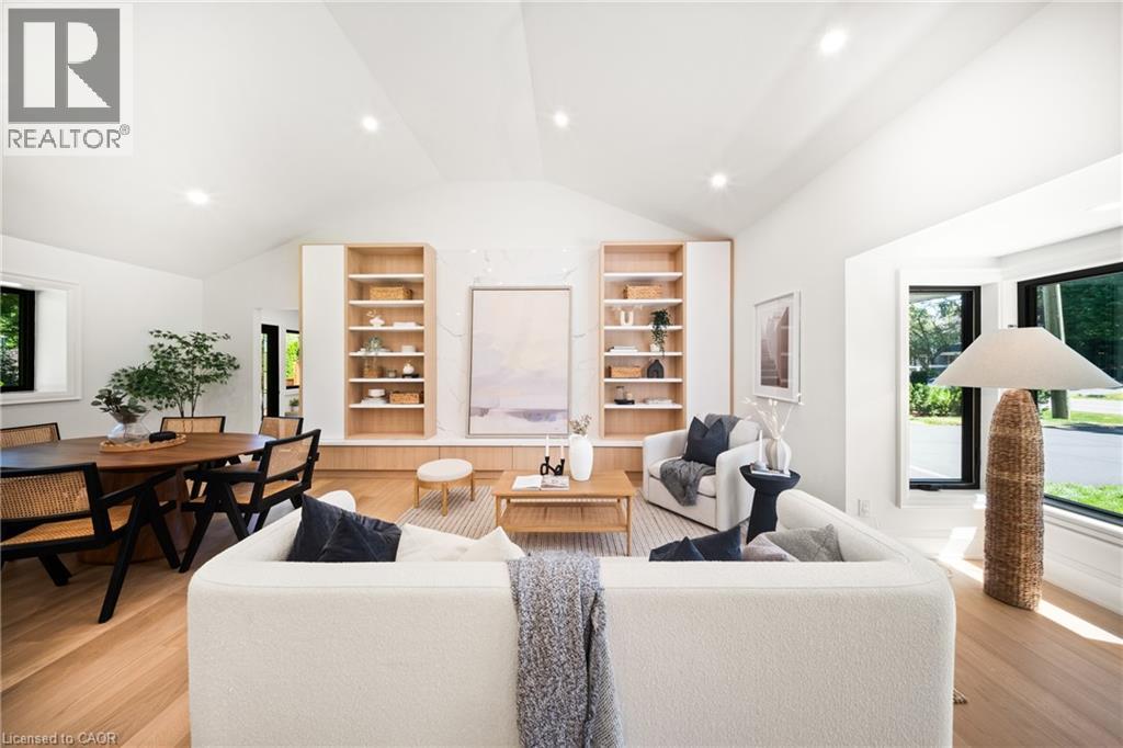 Photo 6 of 201 Trelawn Avenue, Oakville ON