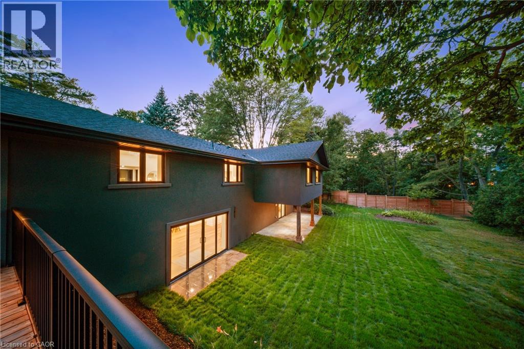Photo 33 of 201 Trelawn Avenue, Oakville ON