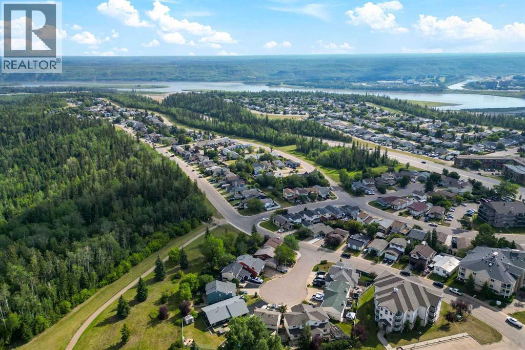 Photo 26 of 120 Gladue Bay, Fort Mcmurray AB