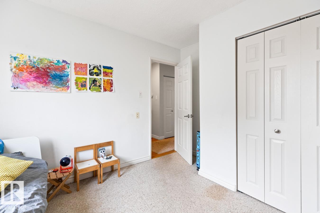 Photo 2 of 8735 92 Av Nw, Edmonton AB