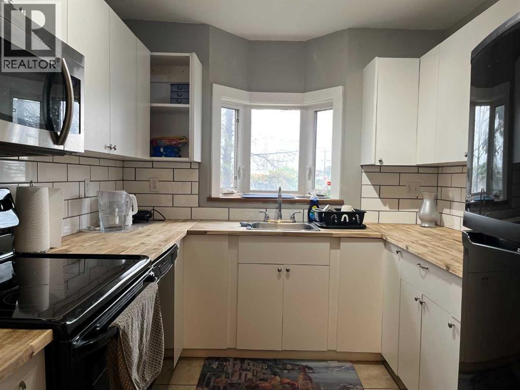 Photo 4 of 215 335 Garry Crescent Ne, Calgary AB
