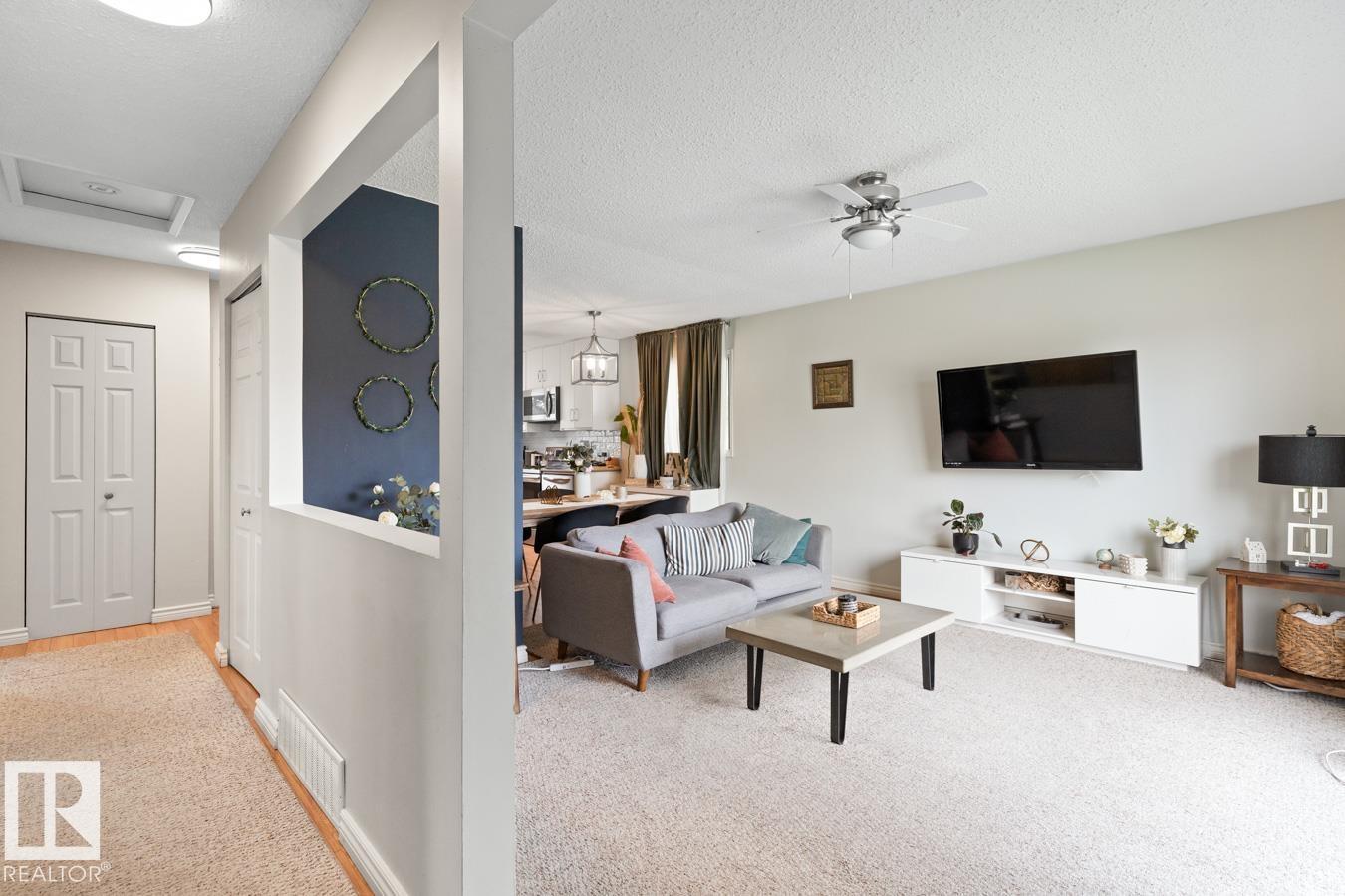Photo 24 of 8735 92 Av Nw, Edmonton AB