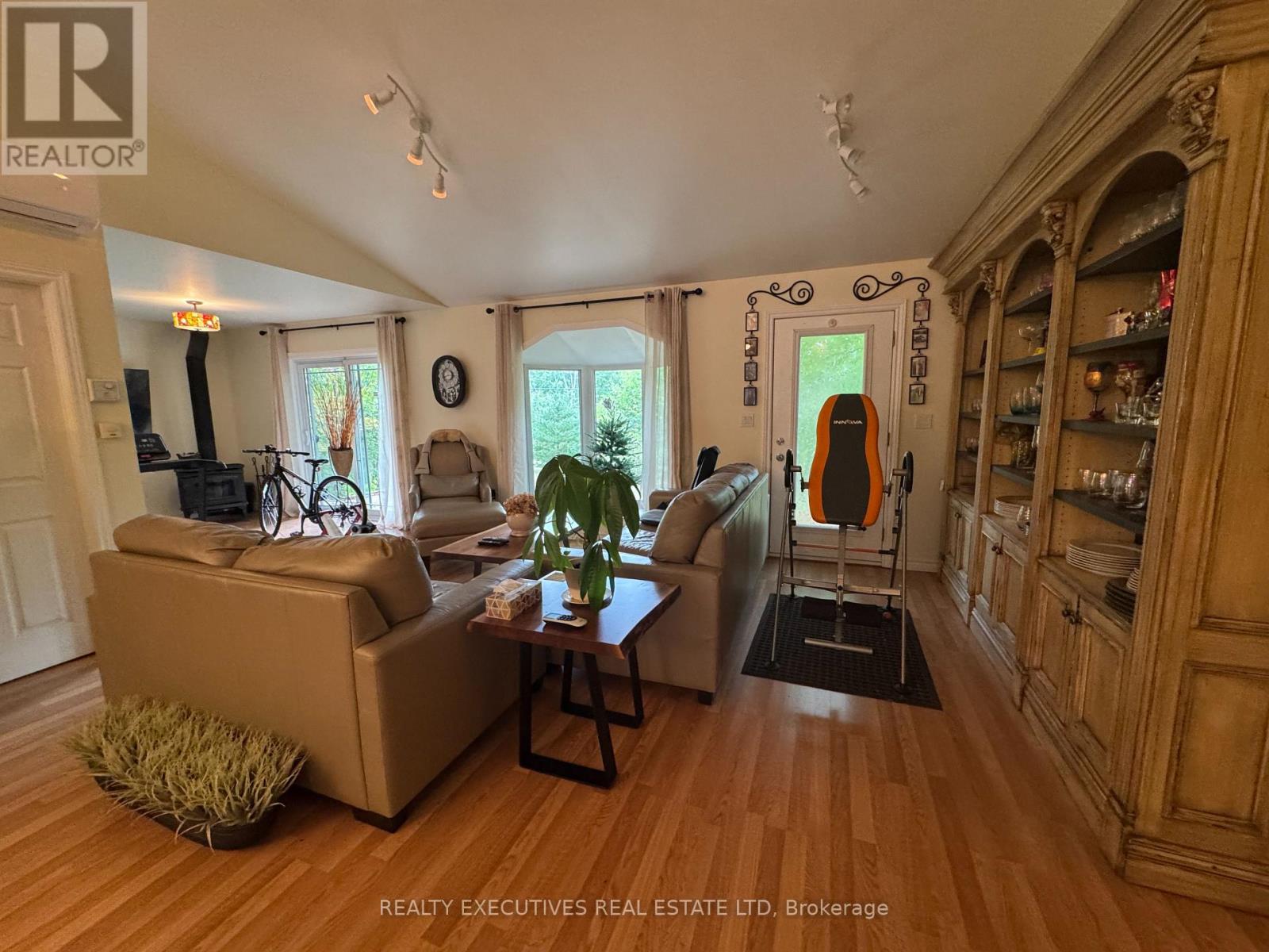 Photo 25 of 836 Narrow Locks Road Nw, Rideau Lakes ON