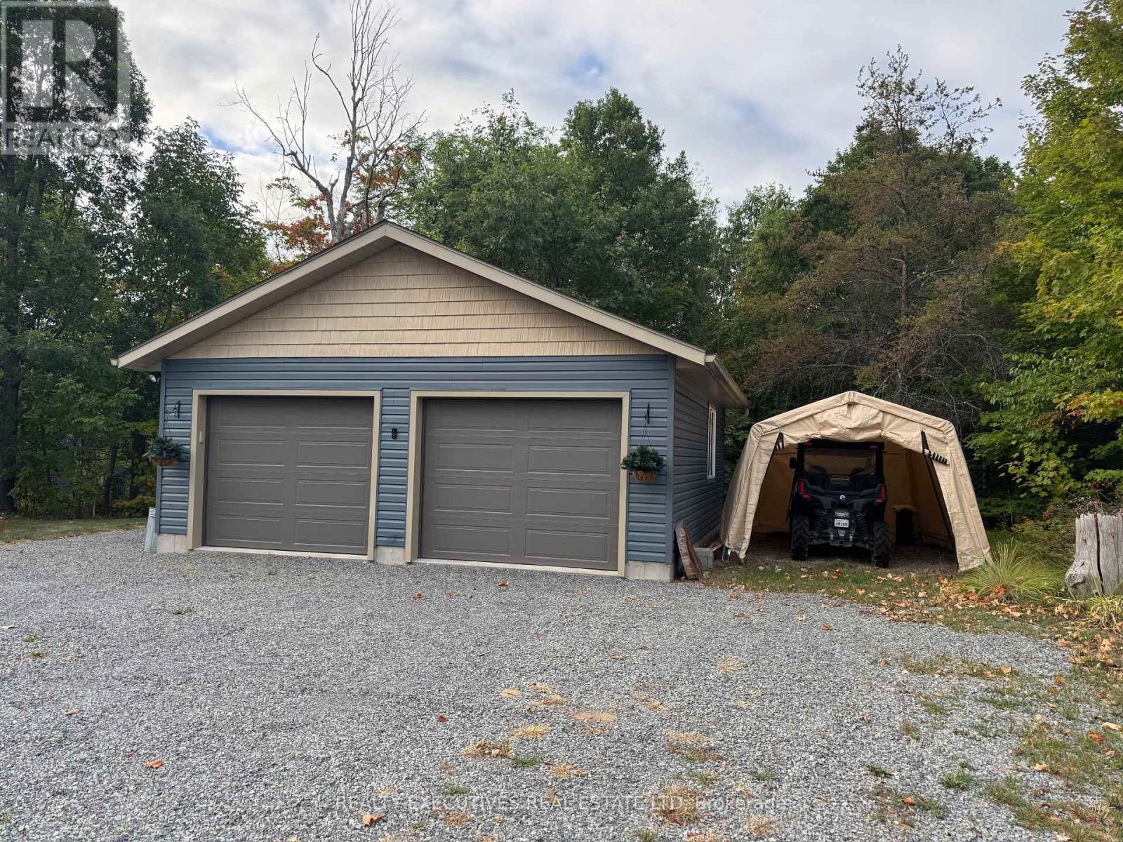 Photo 3 of 836 Narrow Locks Road Nw, Rideau Lakes ON