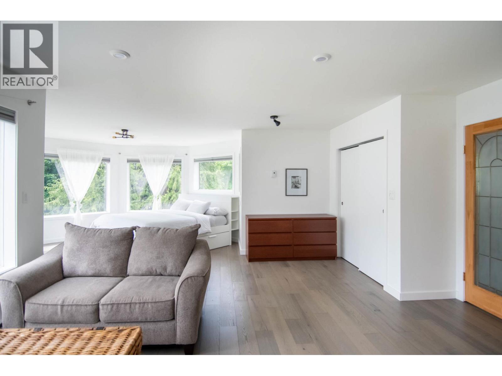 Photo 9 of 4161 Heroux Road, Nelson BC