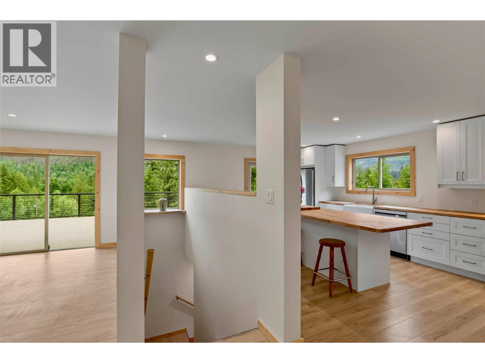  4141 Meadow Creek (Forest Service) Road, Celista