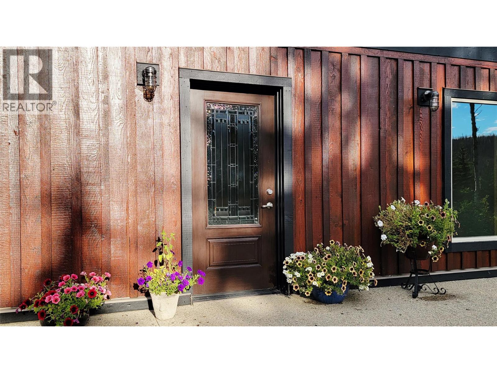  4141 Meadow Creek (Forest Service) Road, Celista