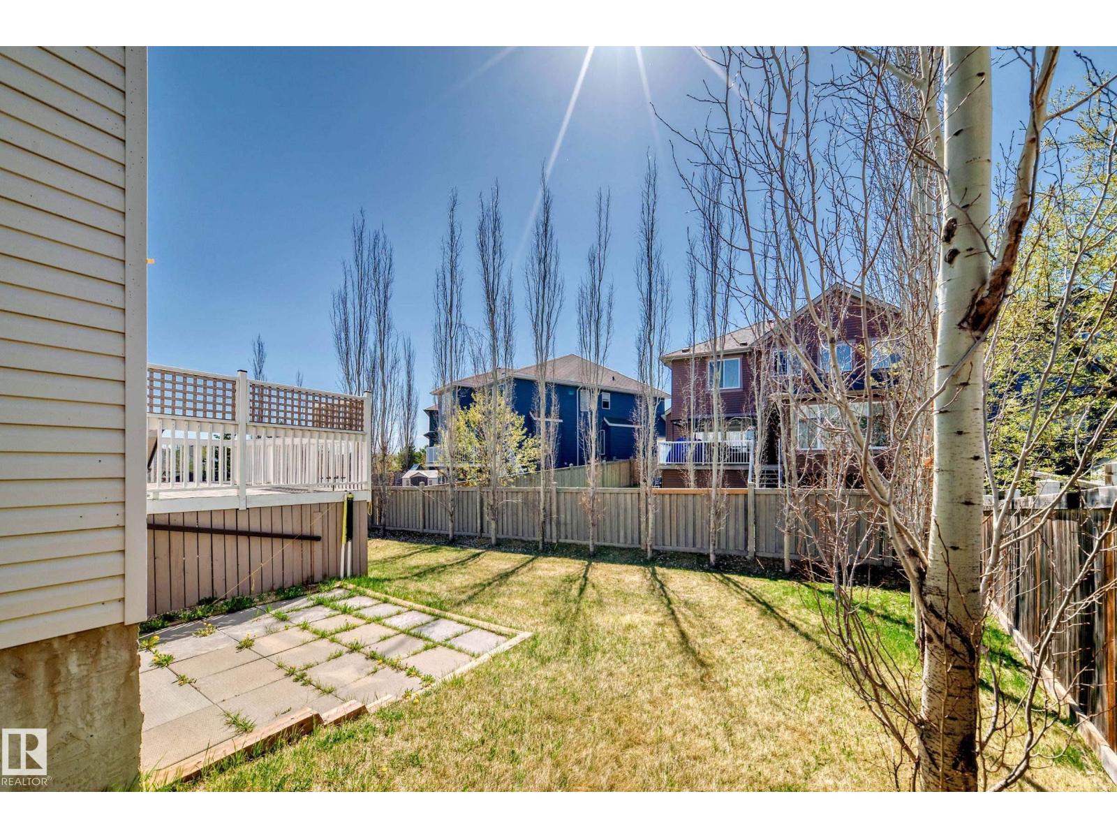 Photo 12 of 5505 206 A St Nw Nw, Edmonton AB