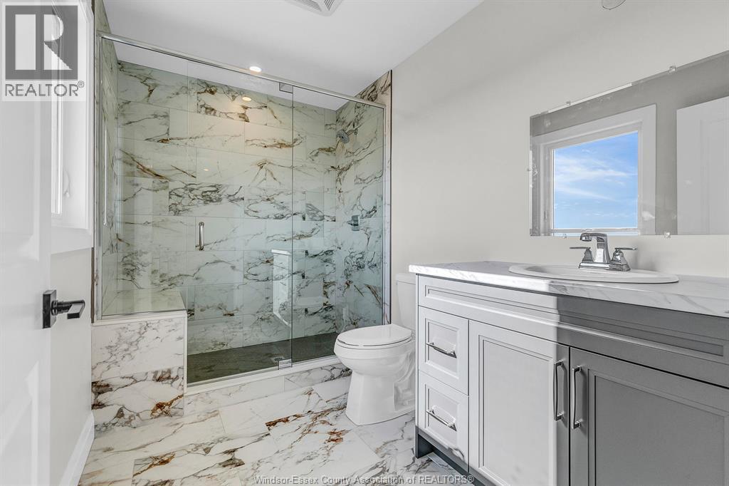 Photo 24 of 123 Kingsbridge Drive, Amherstburg ON