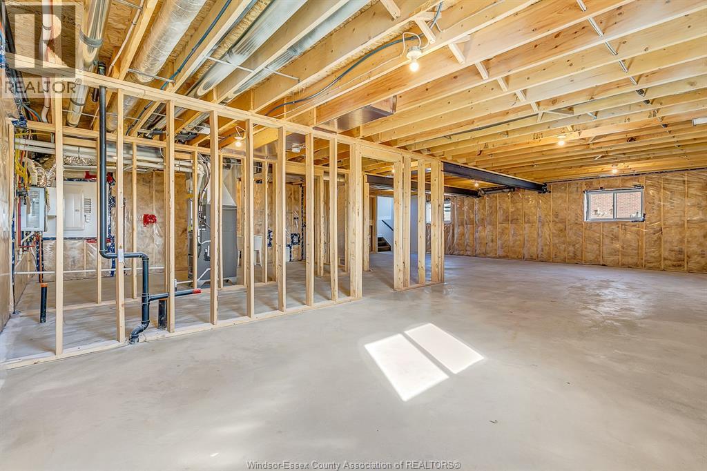 Photo 23 of 123 Kingsbridge Drive, Amherstburg ON