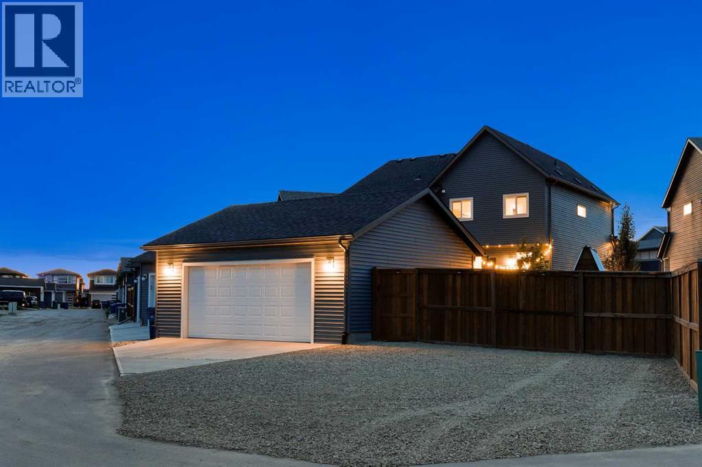 Photo 30 of 34 Lawrence Green Se, Airdrie AB