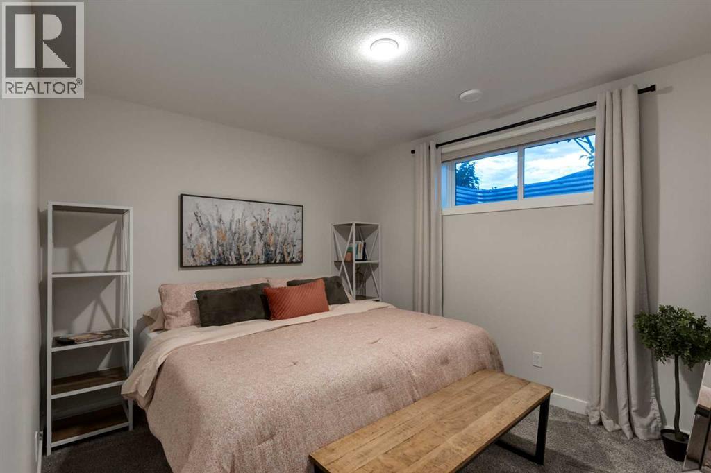 Photo 5 of 34 Lawrence Green Se, Airdrie AB