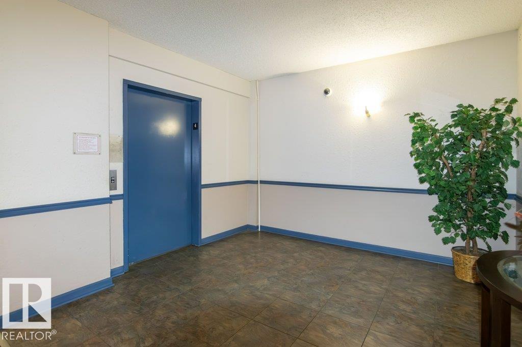 Photo 2 of 417 16303 95 St Nw, Edmonton AB