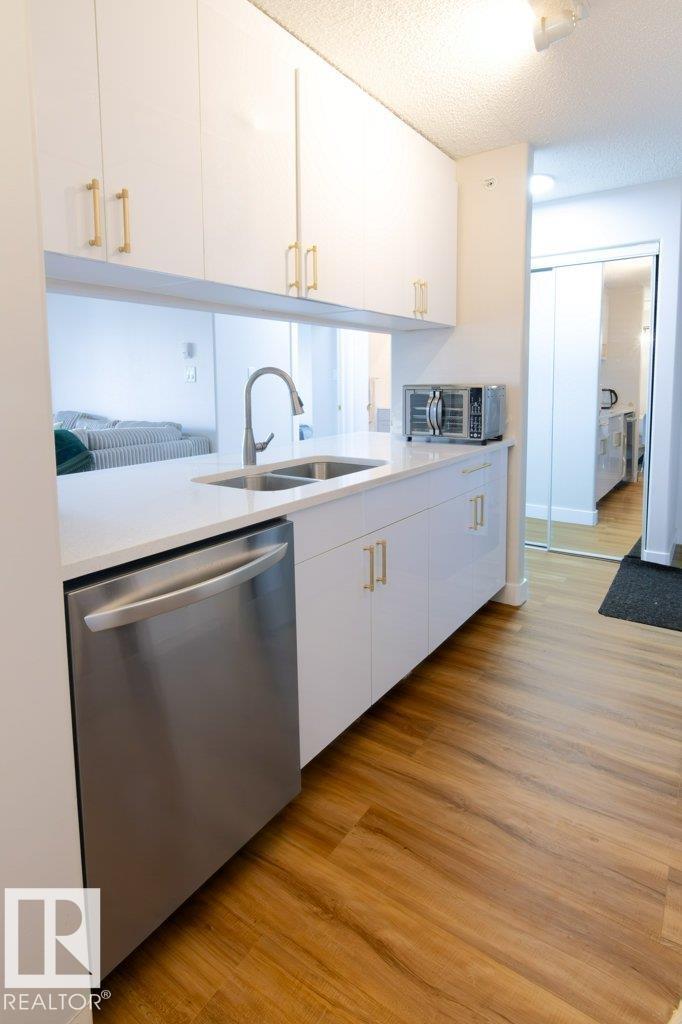 Photo 15 of 417 16303 95 St Nw, Edmonton AB