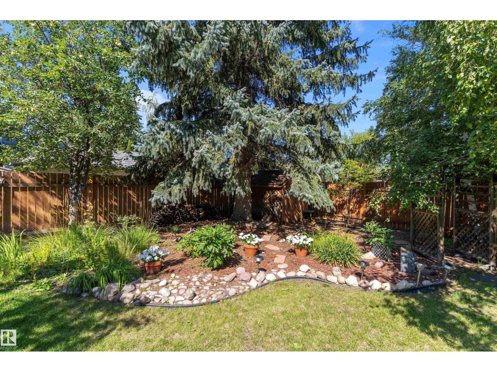 Photo 49 of 3112 109 St Nw, Edmonton AB